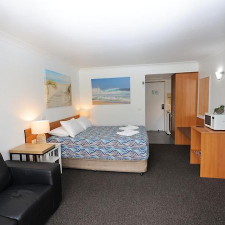 Town Beach Motor Inn Порт-Маккуорі Екстер'єр фото
